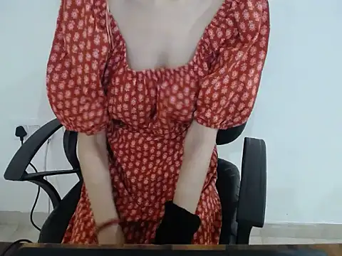 Farhana beautyfull online show from 01-06-26, 04:49