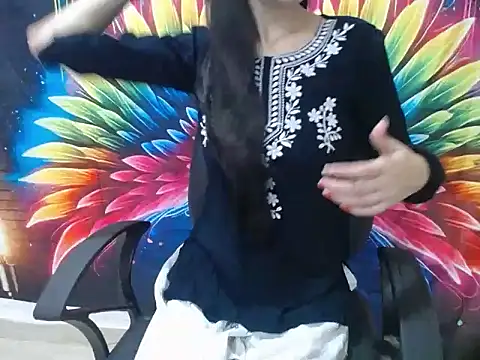 Farhana beautyfull online show from 05-01-26, 04:39