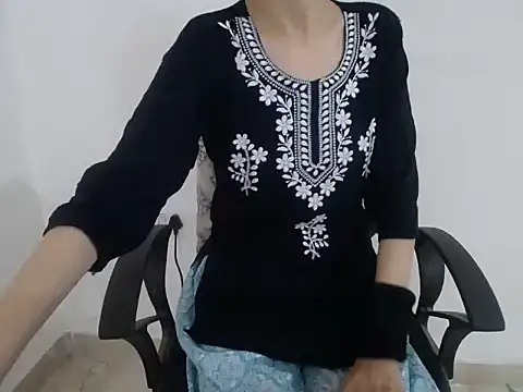 Farhana beautyfull online show from 02-28-26, 04:56