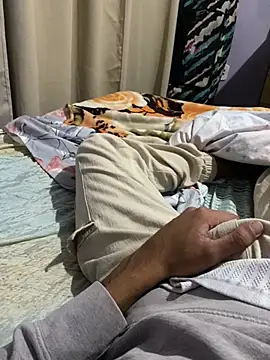 GuioficialBr online show from 04-07-26, 05:42