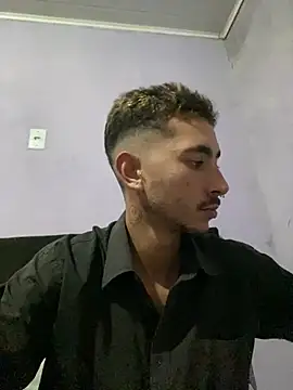 GuioficialBr online show from 04-15-26, 01:44