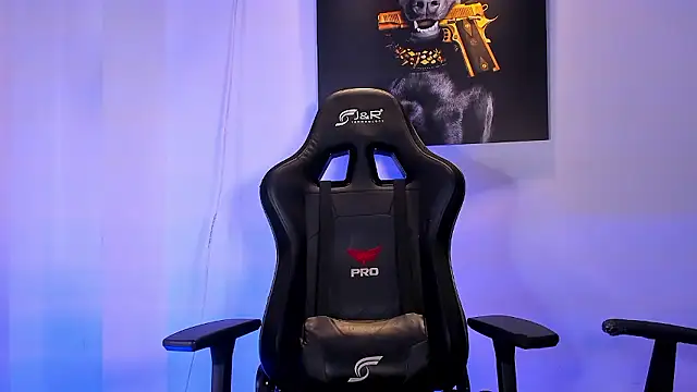 Snapshot of konaland chatting on 01-11-26, 11:06 konaland online show from 01-11-26, 11:06