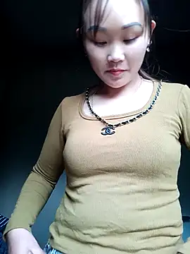 yula-bi online show from 12-22-25, 01:06