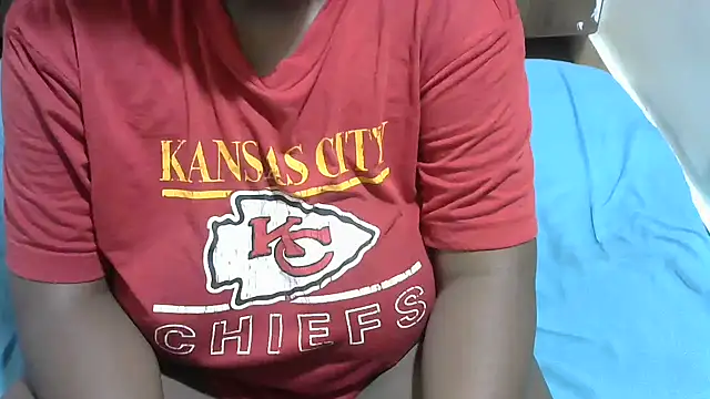 HoneyExtasyXo  online show from 02-04-26, 01:55