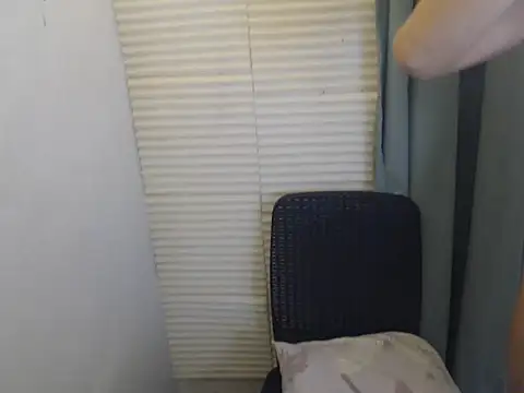 Yourtranscutie21 online show from 04-19-26, 02:40
