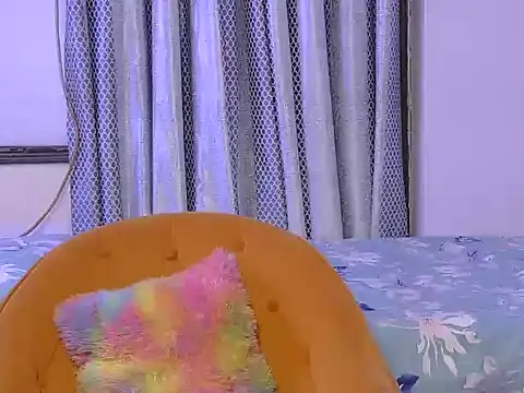 Snapshot of bold-smirthii chatting on 07-12-26, 03:29 bold-smirthii online show from 07-12-26, 03:29