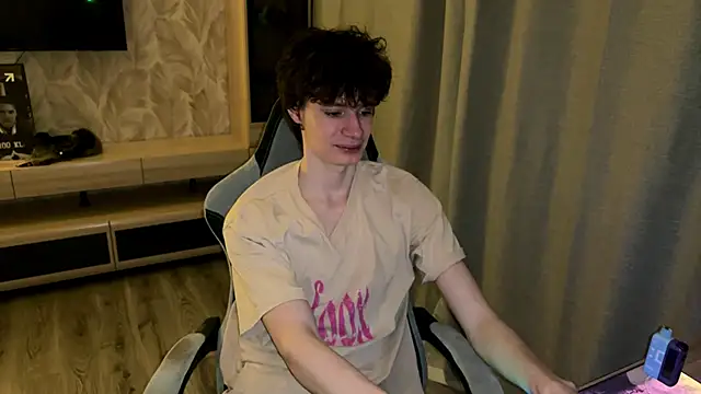 Eddy Blare online show from 01-13-26, 06:23