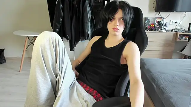 JohnGaliano online show from 04-27-26, 03:54