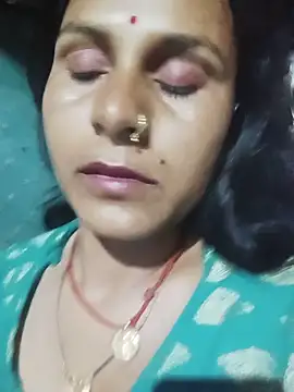 Snapshot of Cuty_priti chatting on 05-25-26, 07:45 Cuty priti online show from 05-25-26, 07:45