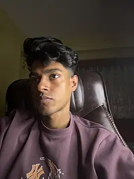 Snapshot of tooexpensive chatting on 02-17-26, 01:30 tooexpensive online show from 02-17-26, 01:30