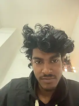 Snapshot of tooexpensive chatting on 02-10-26, 06:01 tooexpensive online show from 02-10-26, 06:01