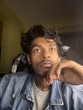 Snapshot of tooexpensive chatting on 02-06-26, 04:03 tooexpensive online show from 02-06-26, 04:03