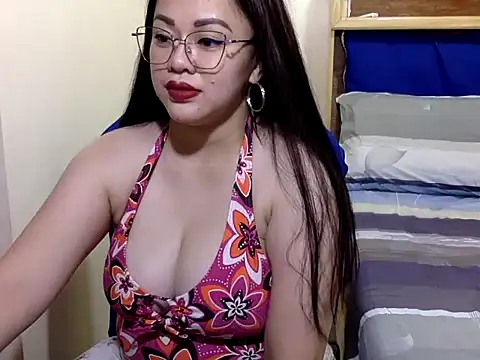 celine margo online show from 04-21-26, 06:09