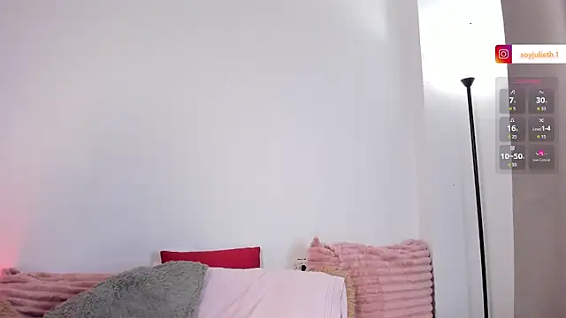SweetTatiana  online show from 05-10-26, 01:31