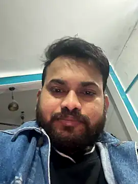 Snapshot of Sumiitt07 chatting on 12-22-25, 06:13 Sumiitt07 online show from 12-22-25, 06:13