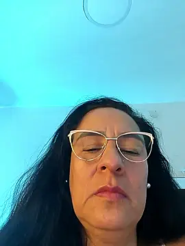 Snapshot of KiaraFoster chatting on 01-07-26, 02:11 KiaraFoster online show from 01-07-26, 02:11