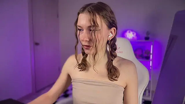 KellySunn online show from 03-23-26, 08:14