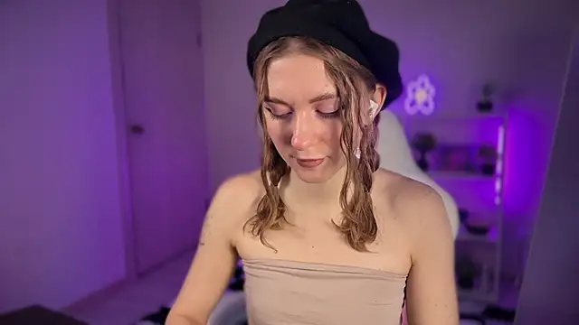 KellySunn online show from 03-28-26, 08:04