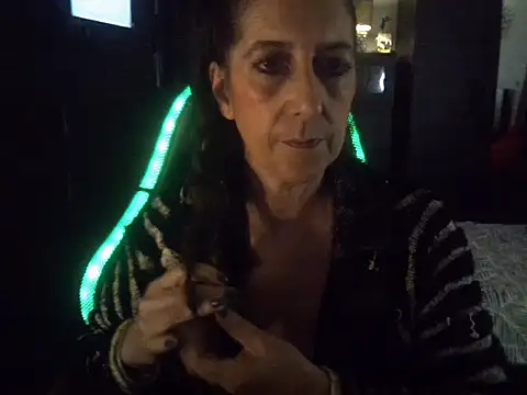 labelgecoquine online show from 11-22-25, 07:35