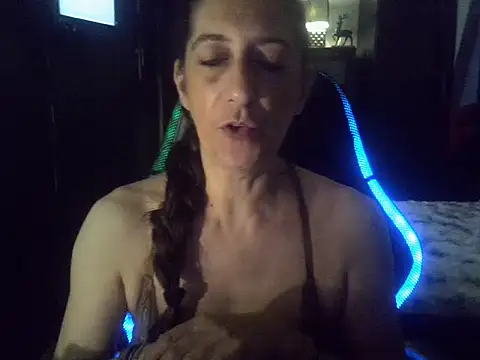 labelgecoquine online show from 10-08-25, 07:47