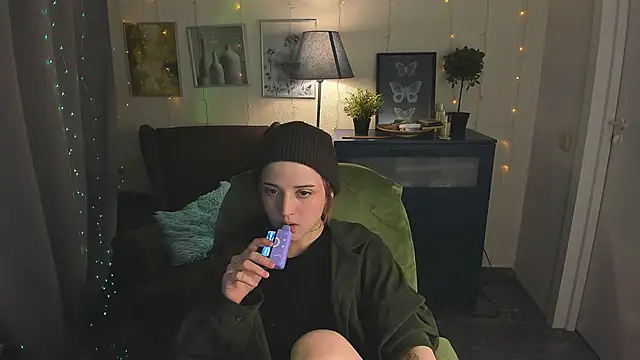 SarahShelby online show from 05-27-26, 09:00