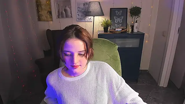 SarahShelby online show from 06-06-26, 10:15