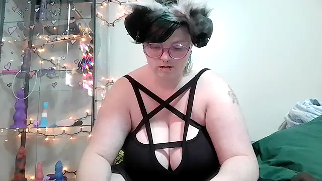 Snapshot of Pupghostt chatting on 02-22-26, 03:35 Pupghostt online show from 02-22-26, 03:35