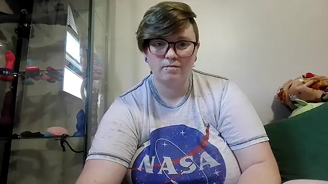 Snapshot of Pupghostt chatting on 01-07-26, 07:08 Pupghostt online show from 01-07-26, 07:08