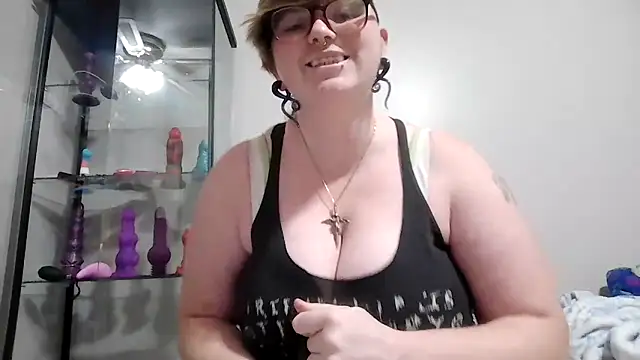 Snapshot of Pupghostt chatting on 12-20-25, 07:28 Pupghostt online show from 12-20-25, 07:28