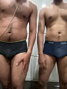 Snapshot of The_AlphaDuo chatting on 04-04-26, 05:30 The AlphaDuo online show from 04-04-26, 05:30