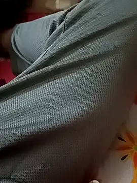 Snapshot of honorhorny chatting on 12-21-25, 05:25 honorhorny online show from 12-21-25, 05:25