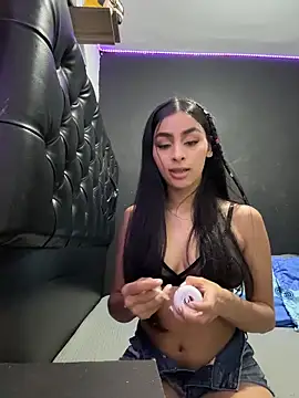 Snapshot of ManuelaEvans_ chatting on 02-09-26, 09:46 ManuelaEvans online show from 02-09-26, 09:46