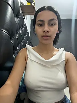 Snapshot of ManuelaEvans_ chatting on 02-24-26, 08:10 ManuelaEvans online show from 02-24-26, 08:10