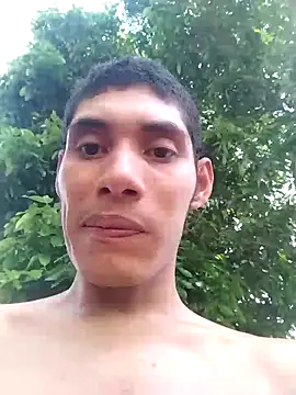Snapshot of gingavi chatting on 05-21-26, 05:43 gingavi online show from 05-21-26, 05:43