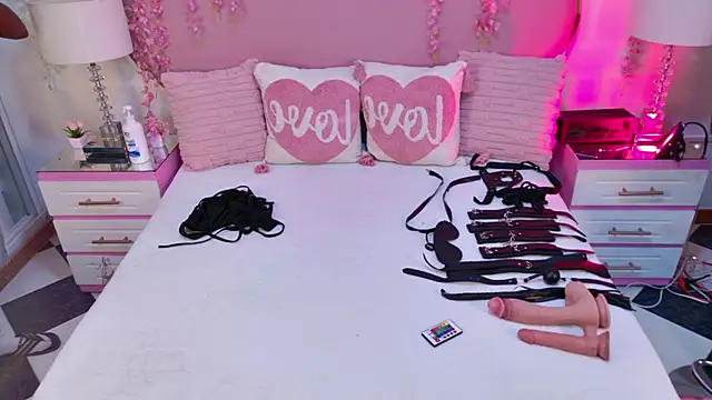 CherylandToni online show from 04-09-26, 04:47