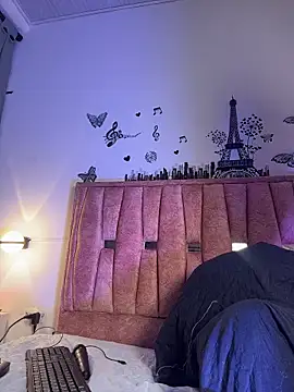 Snapshot of Violetta_Moretti chatting on 03-04-26, 01:46 Violetta Moretti online show from 03-04-26, 01:46