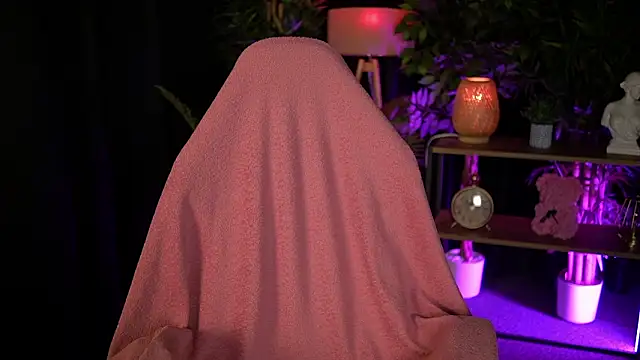 Velouraa online show from 02-26-26, 09:48