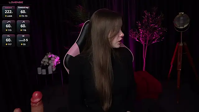 Velouraa online show from 03-20-26, 10:44