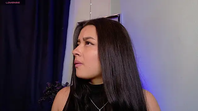 Emilyy05  online show from 04-02-26, 01:35