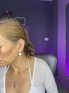 JennaMilf  online show from 03-18-26, 07:59