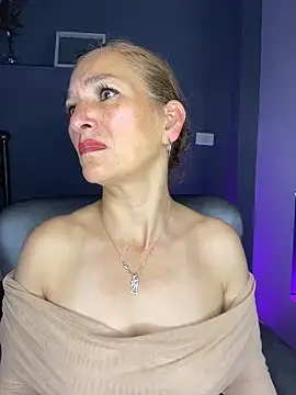 JennaMilf  online show from 04-01-26, 07:11