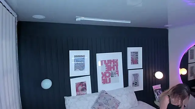 Angel zafiros online show from 02-10-26, 06:07