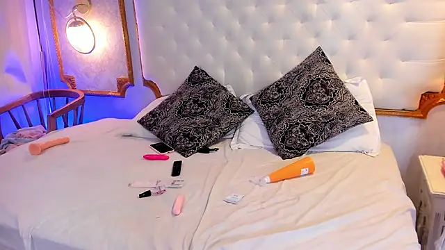 Angel zafiros online show from 01-16-26, 08:57