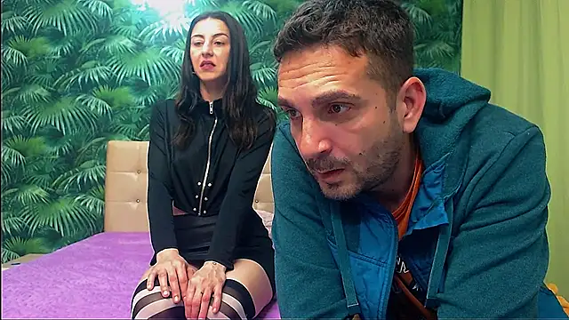 Stella John online show from 11-18-25, 05:44