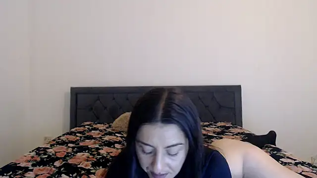 Stella John online show from 09-26-25, 05:58