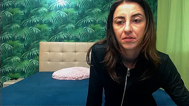 Stella John online show from 01-18-25, 03:20