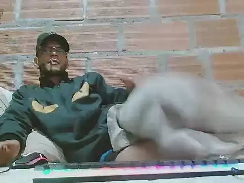 Snapshot of Alphamaster_92 chatting on 01-12-26, 11:20 Alphamaster 92 online show from 01-12-26, 11:20