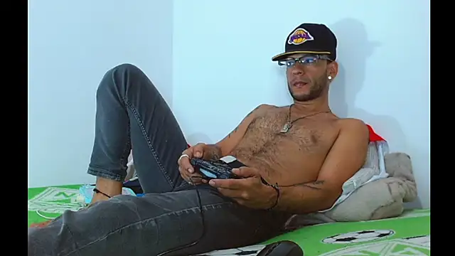 Alphamaster 92 online show from 04-04-26, 04:08