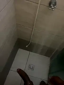 Snapshot of Indioperveso22 chatting on 12-22-25, 01:33 Indioperveso22 online show from 12-22-25, 01:33