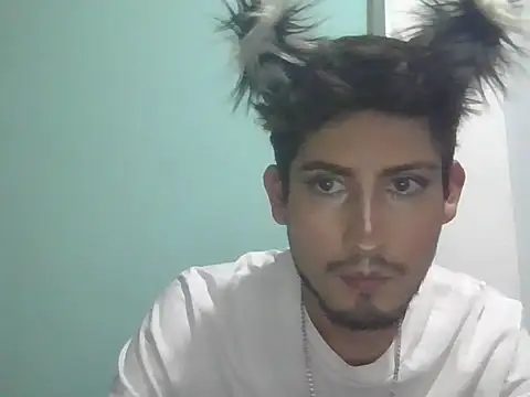 Angel    1 online show from 03-04-26, 02:52